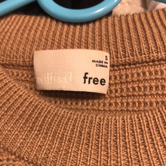 Aritzia sweater for sale - Picture 2 of 2